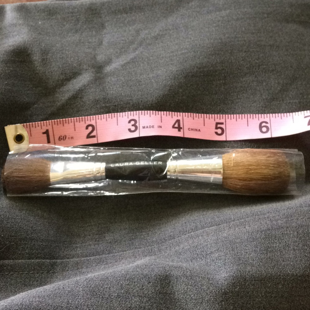 NEW Laura Gellar Makeup Brush Dual Ended 6.5” Long - Picture 3 of 3